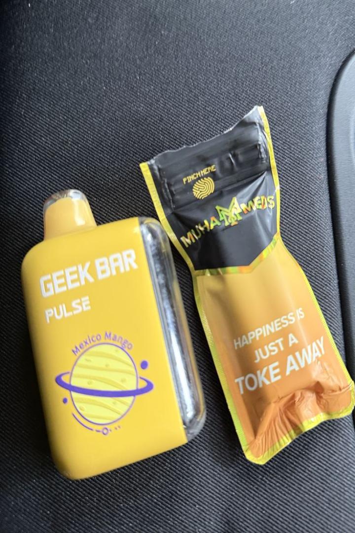 Geek Bar